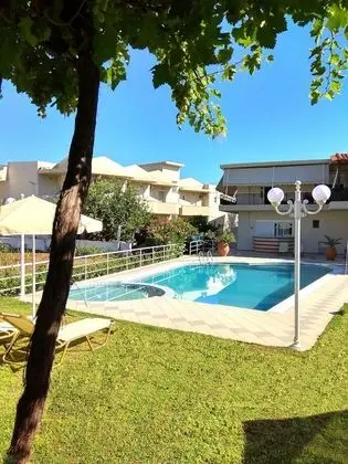 Deluxe Apart Daire, 1 Büyük (Queen) Boy Yatak, Sigara İçilmez, Havuz Manzaralı