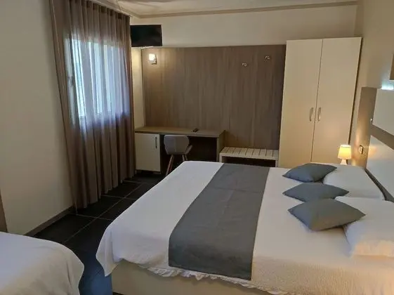 Superior Tek Büyük veya İki Ayrı Yataklı Oda