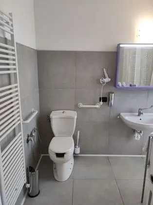 Superior Tek Büyük veya İki Ayrı Yataklı Oda