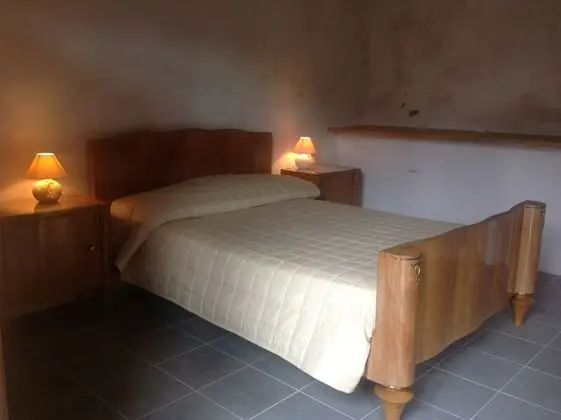 Tek Büyük Yataklı Oda, Zemin Kat