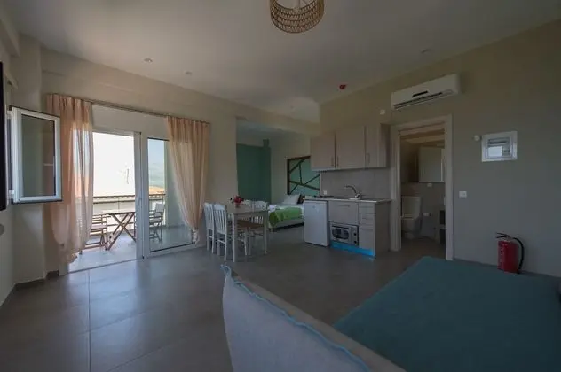 Stüdyo, Deniz Manzaralı