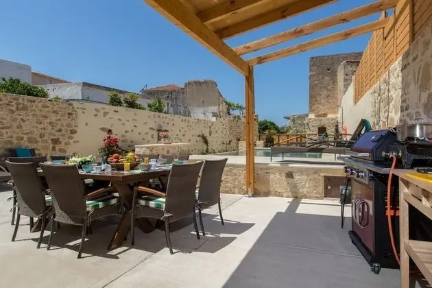 Deluxe Villa