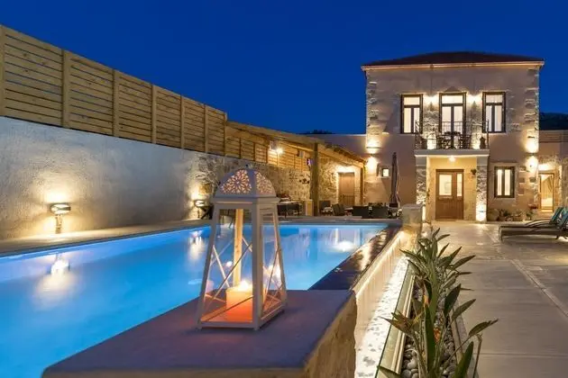 Deluxe Villa