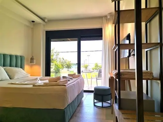 Deluxe Tek Büyük Yataklı Oda, Deniz Manzaralı