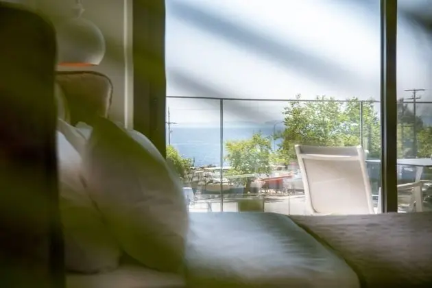 Deluxe Tek Büyük Yataklı Oda, Deniz Manzaralı