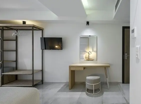 Tek Büyük Yataklı Oda, Kısmi Deniz Manzaralı