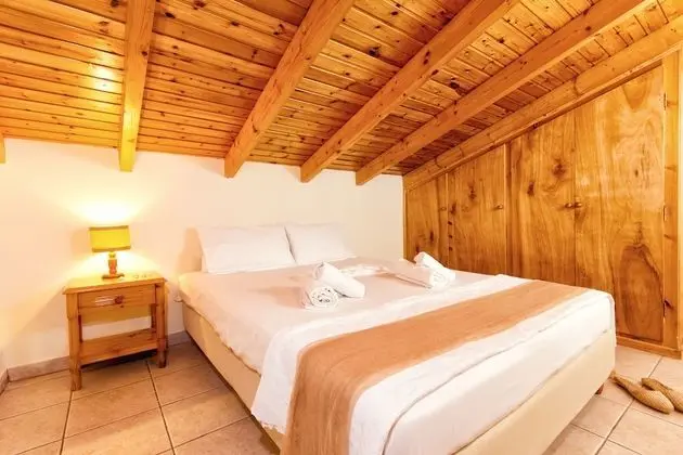 Çatı Katı (Loft), Balkon, Dağ Manzaralı