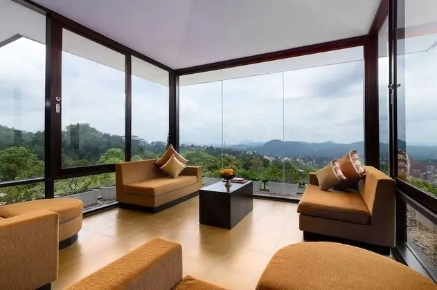 Çatı Katı Süiti (Penthouse)