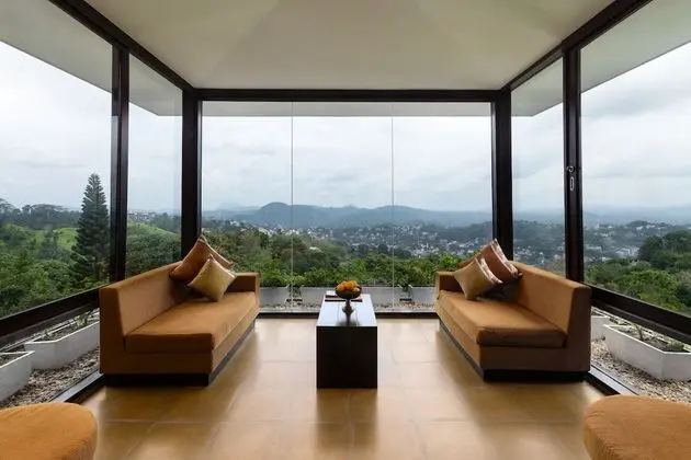 Çatı Katı Süiti (Penthouse)