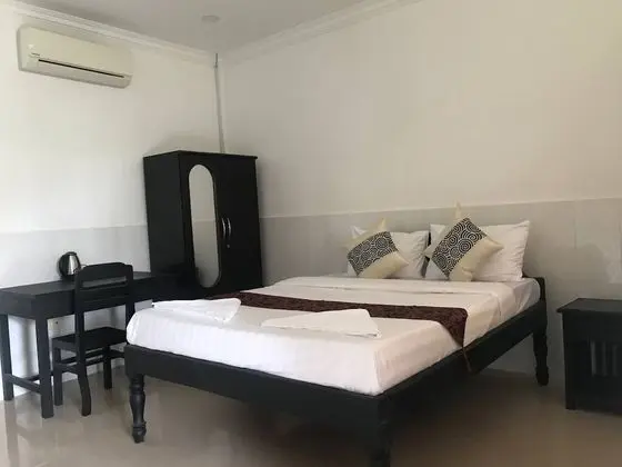 Standard Tek Büyük Yataklı Oda