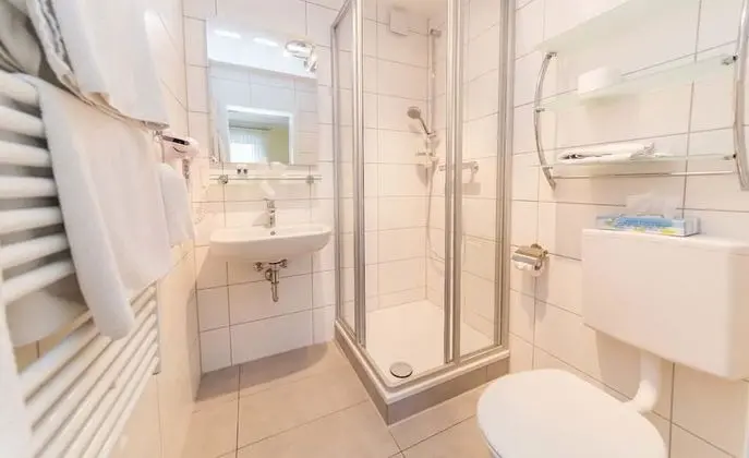 Tek Kişilik Oda, 1 Tek Kişilik Yatak, Sigara İçilmez