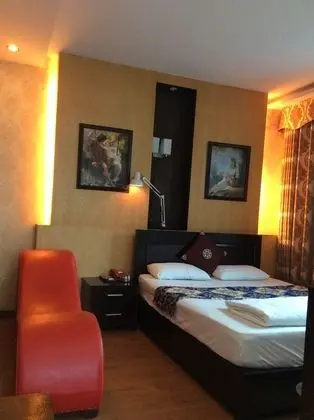 Tek Büyük Yataklı Oda