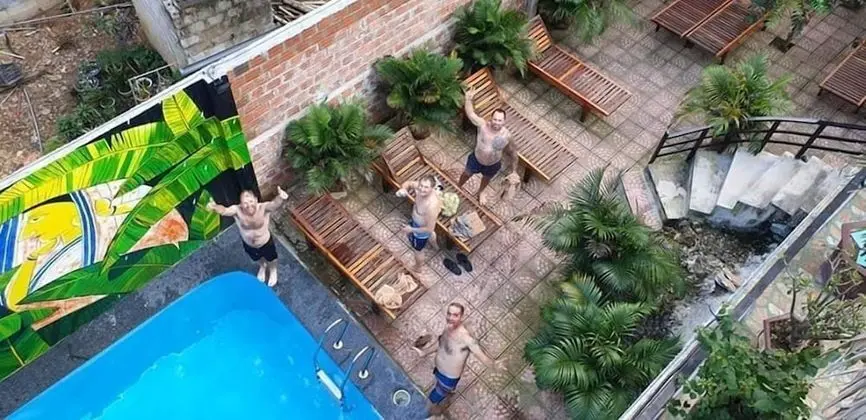 Family Oda, Dağ Manzaralı
