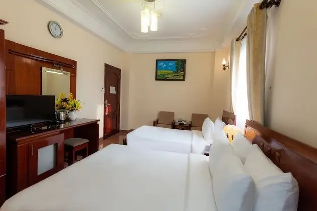 Deluxe Üç Kişilik Oda (Window)