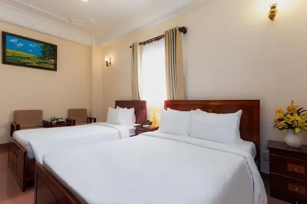 Deluxe Üç Kişilik Oda (Window)