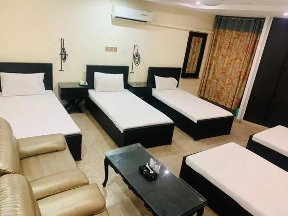 Deluxe Üç Kişilik Oda, Şehir Manzaralı