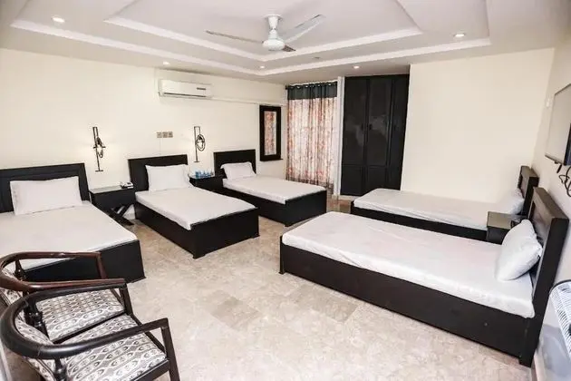 Deluxe Üç Kişilik Oda, Şehir Manzaralı