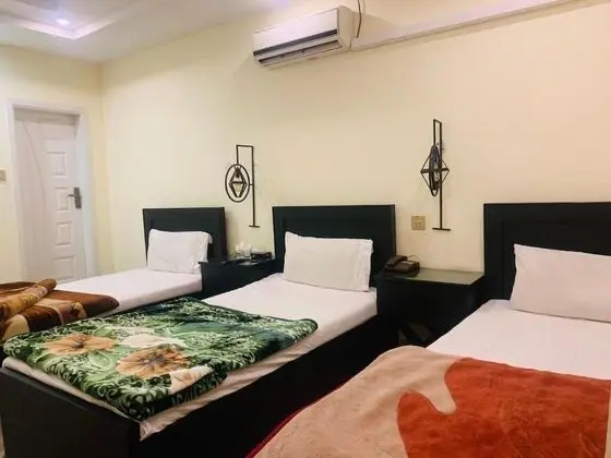 Deluxe Üç Kişilik Oda, Şehir Manzaralı