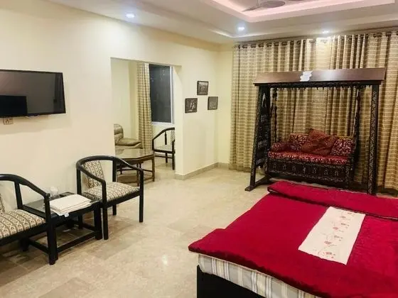 Deluxe Üç Kişilik Oda, Şehir Manzaralı
