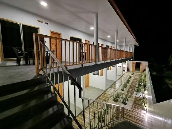 Deluxe Oda (Farm View)