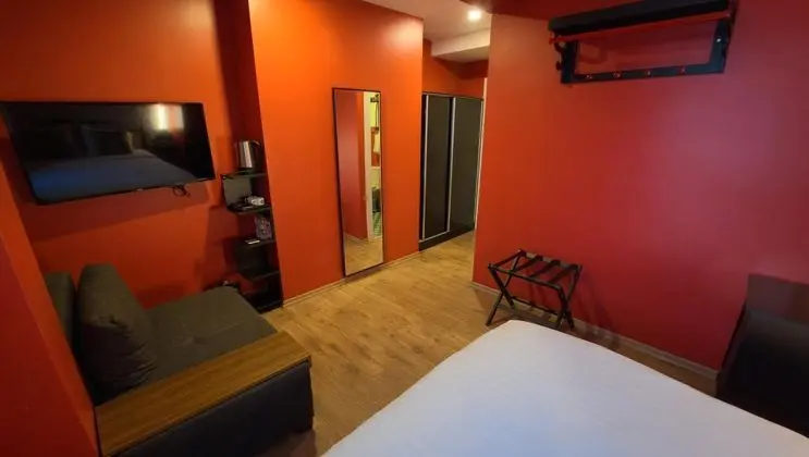 Standart Oda, Şehir Manzaralı