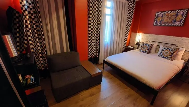 Standart Oda, Şehir Manzaralı