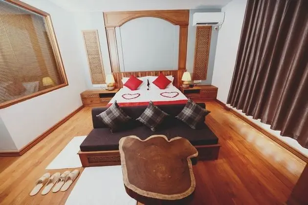 Deluxe Oda, Sigara İçilmez, Şehir Manzaralı