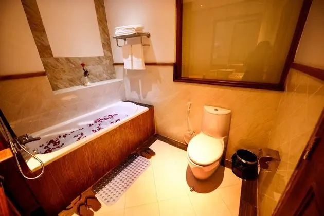 Deluxe Oda, Sigara İçilmez, Şehir Manzaralı