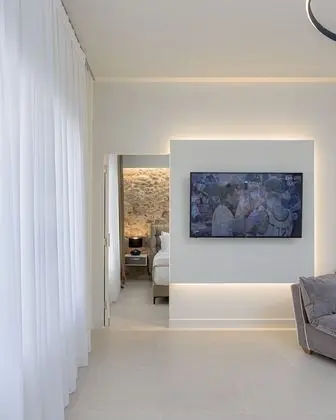 Junior Süit (Foivos)