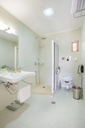 Standard İki Ayrı Yataklı Oda, Engellilere Uygun