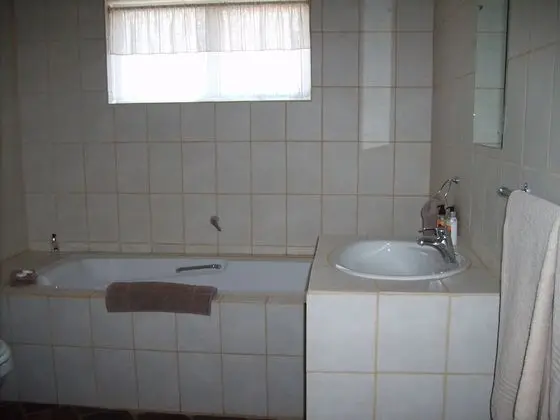 Basic Tek Büyük veya İki Ayrı Yataklı Oda