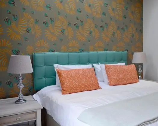 Deluxe Tek Büyük veya İki Ayrı Yataklı Oda, Bağlantılı Odalar, Avlu (Room #2)