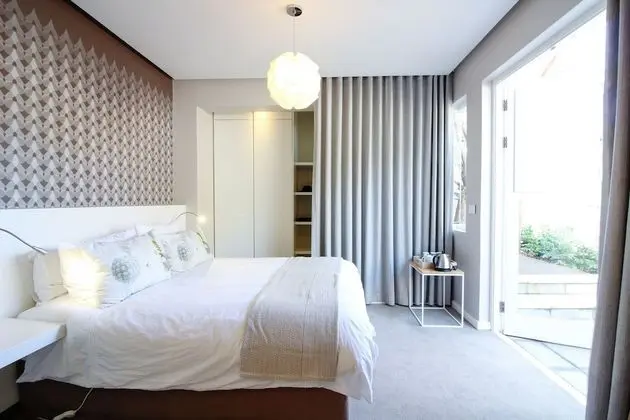 Deluxe Tek Büyük Yataklı Oda, Veranda, Avlu (Room #3)