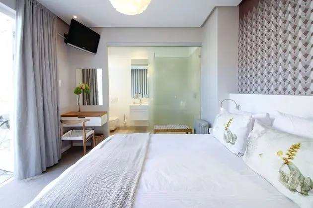 Deluxe Tek Büyük Yataklı Oda, Veranda, Avlu (Room #3)