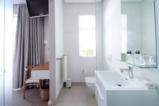 Deluxe Tek Büyük Yataklı Oda, Veranda, Avlu (Room #3)