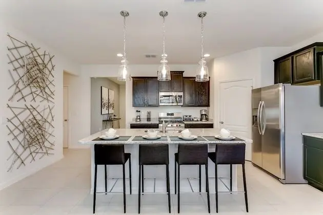Villa (7049 OAKWO Luxury 6 Bedroom 4.Bath  H)