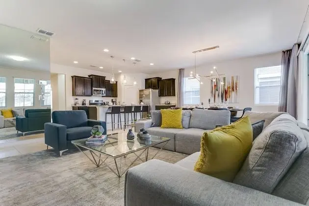 Villa (7049 OAKWO Luxury 6 Bedroom 4.Bath  H)