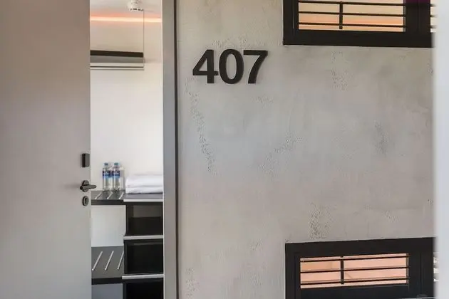 Tek Büyük Yataklı Oda, Ortak Banyo