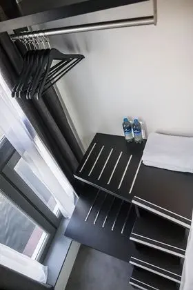 Tek Büyük Yataklı Oda, Ortak Banyo