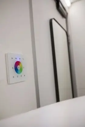 Tek Büyük Yataklı Oda, Ortak Banyo