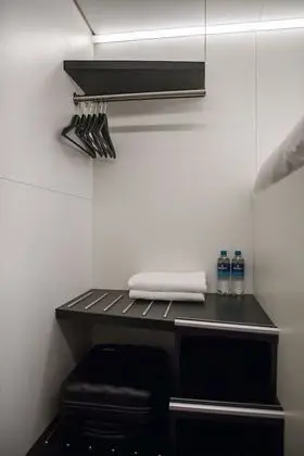 Tek Büyük Yataklı Oda, Ortak Banyo