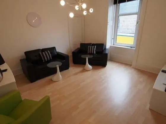 Apart Daire, 2 Yatak Odası, Sigara İçilmez (1st Floor)