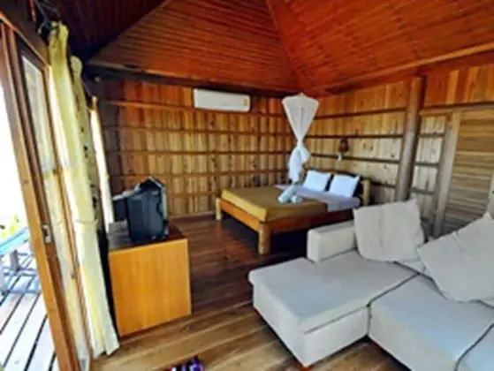 Deluxe Seaview