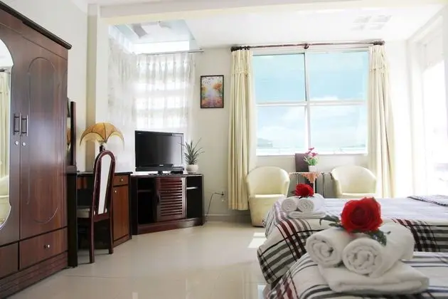 Superior Tek Büyük Yataklı Oda, Balkon, Şehir Manzaralı