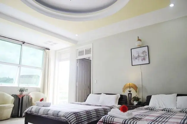 Superior Tek Büyük Yataklı Oda, Balkon, Şehir Manzaralı