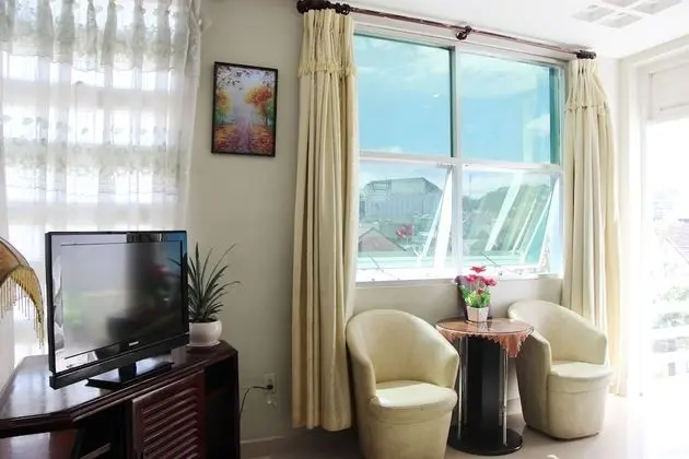 Superior Tek Büyük Yataklı Oda, Balkon, Şehir Manzaralı