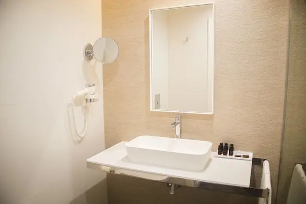 Standard Tek Büyük veya İki Ayrı Yataklı Oda