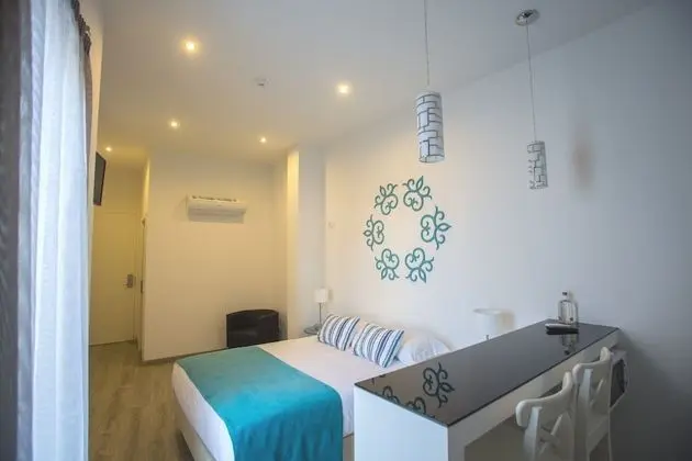 Stüdyo, Küçük Mutfak