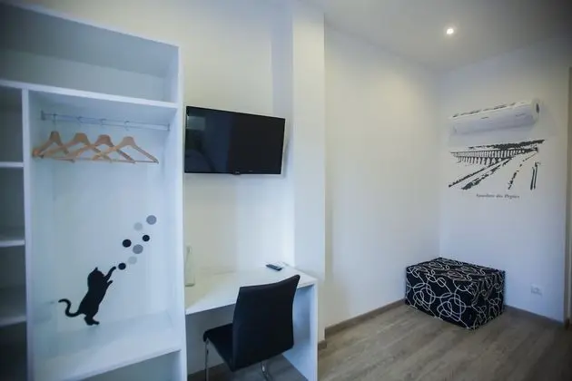 Tek Büyük Yataklı Oda (Castle View)