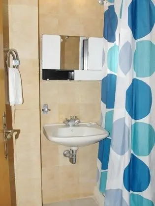 İki Ayrı Yataklı Oda, Dağ Manzaralı